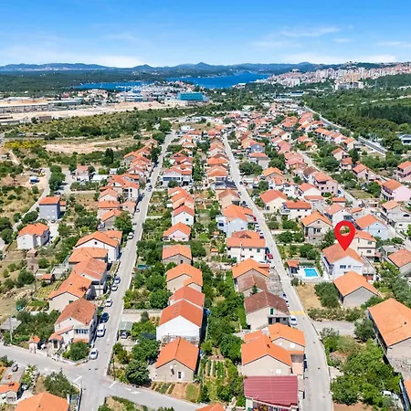 Lovely In With Private Swimming Pool, Be Inside Or Outside Apartment Sibenik